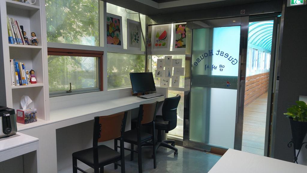 Embassy Guesthouse Itaewon Seul Exterior foto